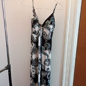 Source Unknown Black and White Paisley Maxi Dress